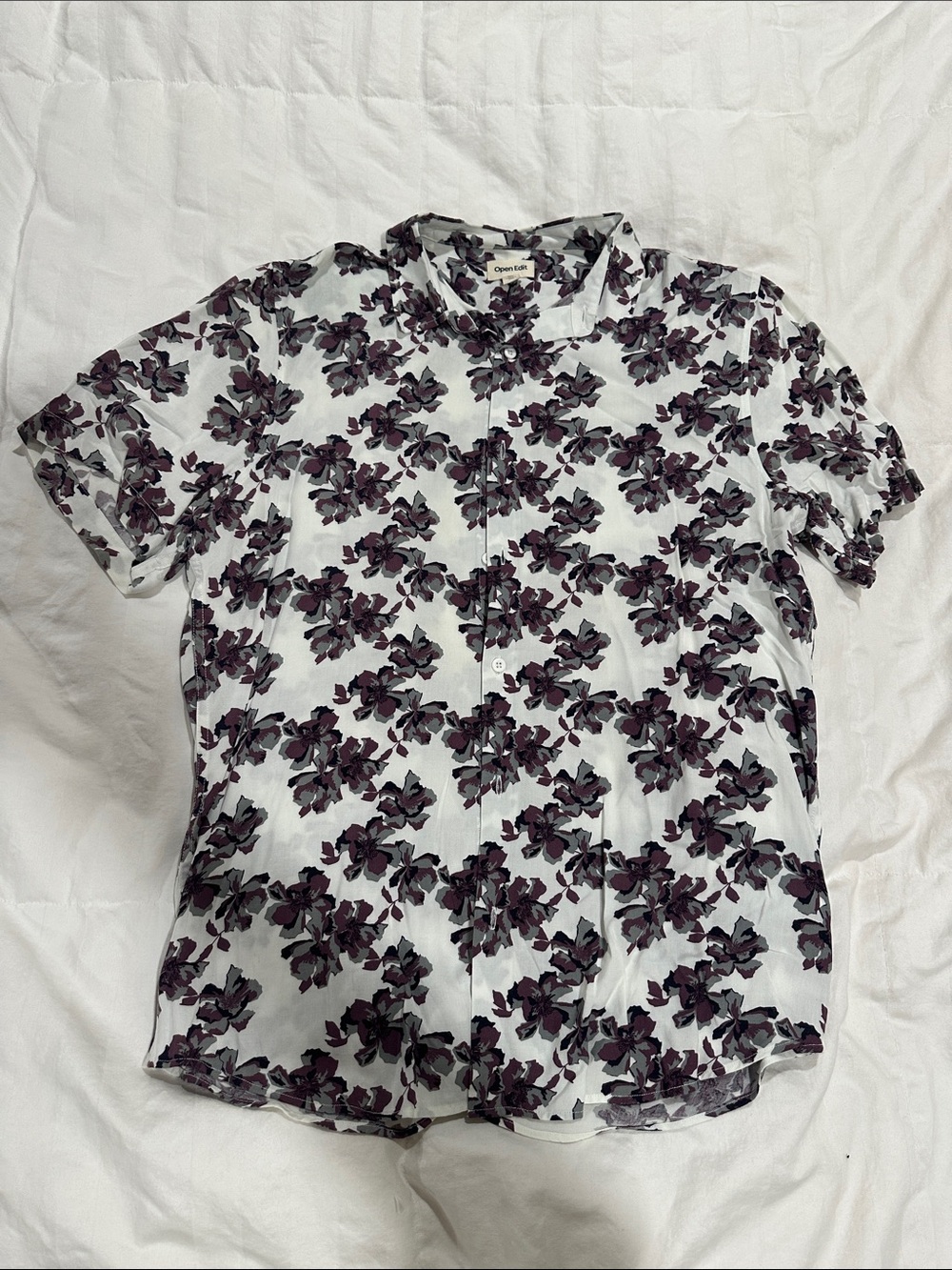 Men's Short-Sleeve Floral Button-Down Shirt in White and Purple
